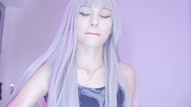 Snapshot of Stryxcy chatting on 02/14/25, 05:51 Stryxcy online show from 02/14/25, 05:51