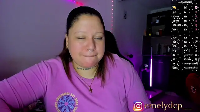 Snapshot of mariana_maze chatting on 06/05/26, 06:52 mariana maze online show from 06/05/26, 06:52