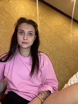 Snapshot of ellie_ssexy chatting on 12/14/24, 09:13 ellie ssexy online show from 12/14/24, 09:13