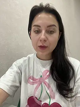 Snapshot of ellie_ssexy chatting on 03/19/25, 04:14 ellie ssexy online show from 03/19/25, 04:14