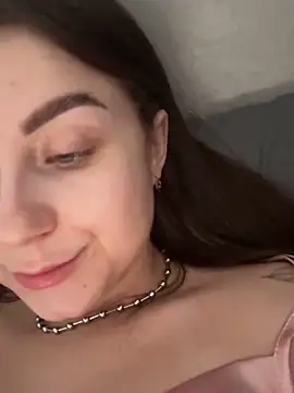 Snapshot of ellie_ssexy chatting on 09/16/25, 04:24 ellie ssexy online show from 09/16/25, 04:24