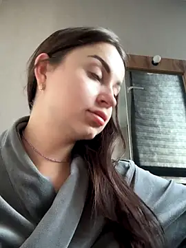 Snapshot of ellie_ssexy chatting on 10/30/25, 04:25 ellie ssexy online show from 10/30/25, 04:25