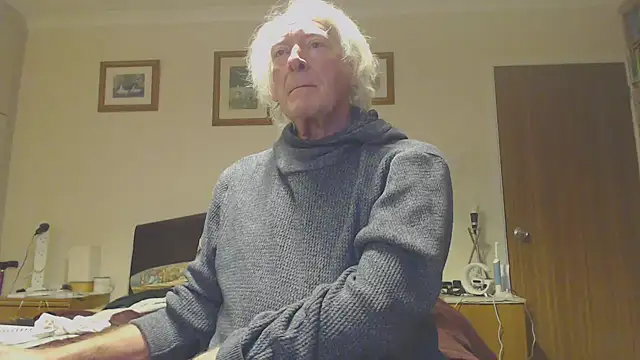 WaverlyKernow online show from 02/10/25, 07:36