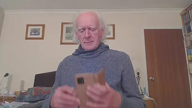 WaverlyKernow online show from 03/04/25, 03:48