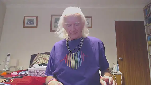 WaverlyKernow online show from 11/06/25, 11:33