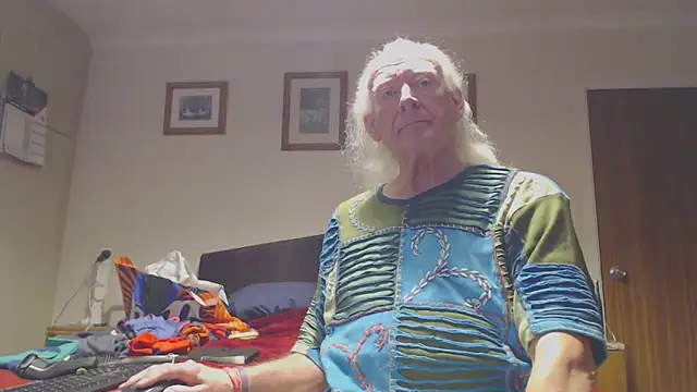 WaverlyKernow online show from 02/06/26, 08:51