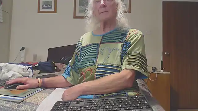 WaverlyKernow online show from 03/19/26, 09:24