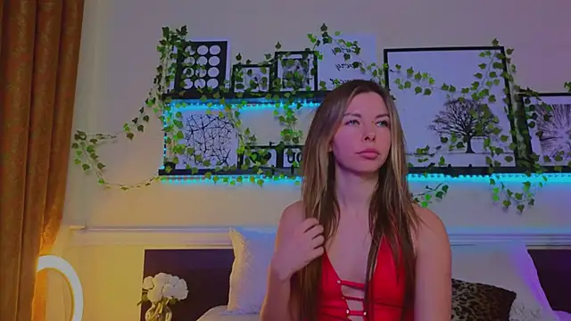 Real Tini online show from 01/13/25, 01:49