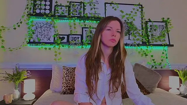 Real Tini online show from 03/03/25, 12:58