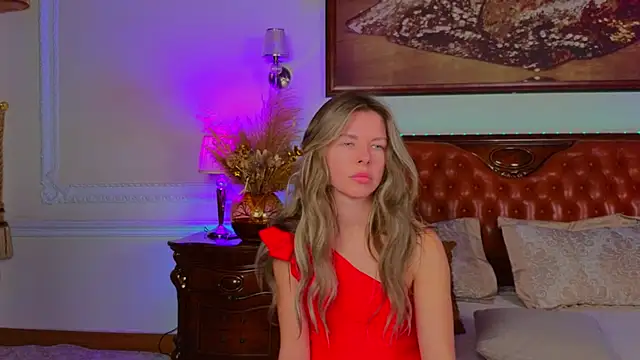 Real Tini online show from 11/13/25, 06:12