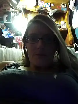 beelzebubblesxo online show from 10/25/25, 04:20