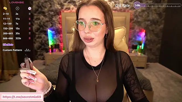 Snapshot of SecretDesireMe chatting on 01/31/25, 02:39 SecretDesireMe online show from 01/31/25, 02:39