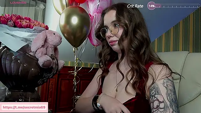 Snapshot of SecretDesireMe chatting on 02/14/25, 05:46 SecretDesireMe online show from 02/14/25, 05:46