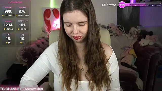 Snapshot of SecretDesireMe chatting on 10/29/25, 10:00 SecretDesireMe online show from 10/29/25, 10:00