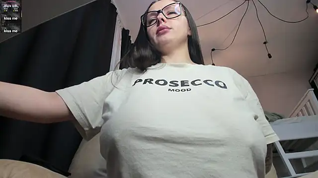 lecherous wife online show from 10/13/25, 05:57