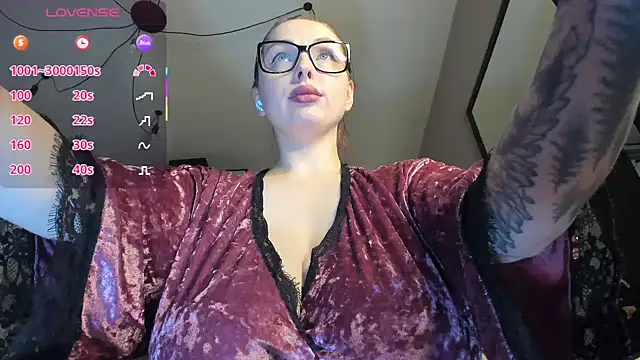 lecherous wife online show from 04/20/26, 07:04