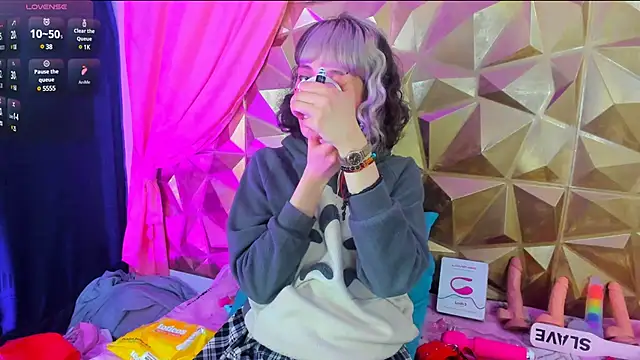 neeko princes online show from 02/24/25, 03:20