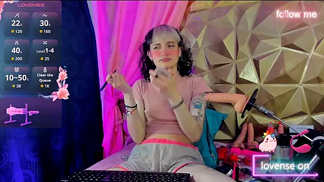 neeko princes online show from 09/26/25, 12:20