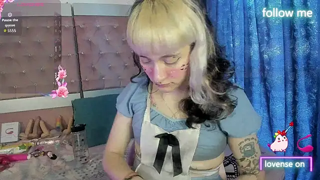 neeko princes online show from 05/22/26, 12:44