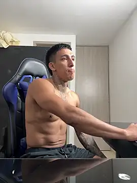 Snapshot of sendfer chatting on 02/14/25, 03:54 sendfer online show from 02/14/25, 03:54