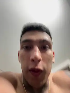 Snapshot of sendfer chatting on 02/25/25, 03:09 sendfer online show from 02/25/25, 03:09