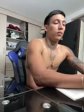 Snapshot of sendfer chatting on 03/07/25, 06:24 sendfer online show from 03/07/25, 06:24