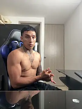 Snapshot of sendfer chatting on 03/11/25, 03:16 sendfer online show from 03/11/25, 03:16