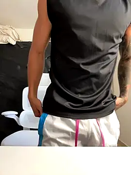 Snapshot of sendfer chatting on 09/13/25, 08:19 sendfer online show from 09/13/25, 08:19