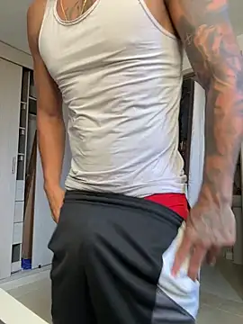 Snapshot of sendfer chatting on 09/24/25, 08:23 sendfer online show from 09/24/25, 08:23