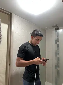 Snapshot of sendfer chatting on 10/01/25, 08:37 sendfer online show from 10/01/25, 08:37