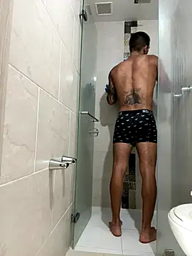 Snapshot of sendfer chatting on 11/22/25, 08:41 sendfer online show from 11/22/25, 08:41