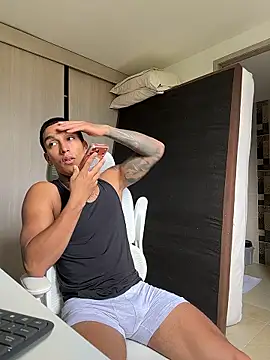 Snapshot of sendfer chatting on 01/07/26, 07:05 sendfer online show from 01/07/26, 07:05