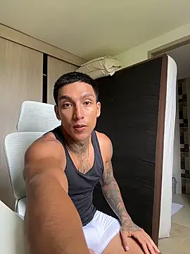 Snapshot of sendfer chatting on 02/04/26, 06:58 sendfer online show from 02/04/26, 06:58