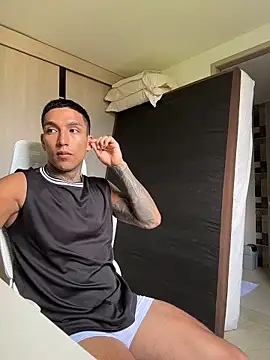 Snapshot of sendfer chatting on 02/14/26, 08:05 sendfer online show from 02/14/26, 08:05