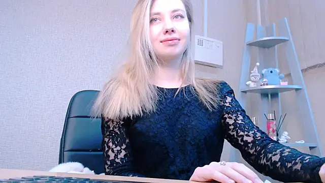 AliceFire  online show from 02/26/25, 07:09