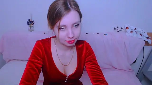 AliceFire  online show from 04/21/26, 10:43