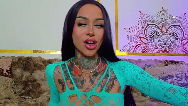 Snapshot of PandoraVolkov chatting on 11/23/25, 09:58 PandoraVolkov online show from 11/23/25, 09:58