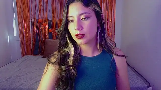 Lia 14  online show from 11/14/25, 08:40