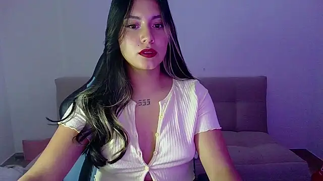 Lia 14  online show from 03/10/26, 12:26