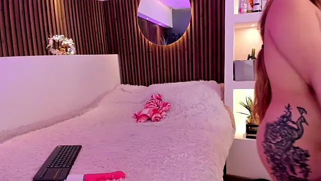 lilith gray9 online show from 12/21/24, 06:41