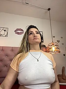 antonella87 online show from 11/08/25, 09:46