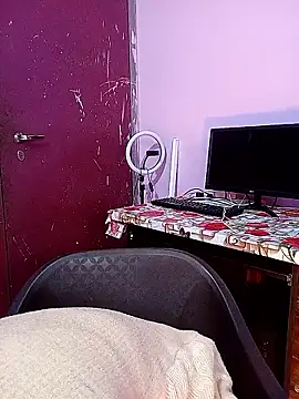 reemacouple007 online show from 01/13/26, 08:52