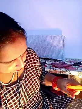 reemacouple007 online show from 02/05/26, 07:57