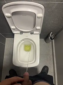 freenki41 online show from 04/14/26, 09:48