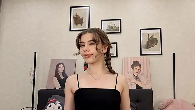 dolly ll online show from 07/01/26, 01:24