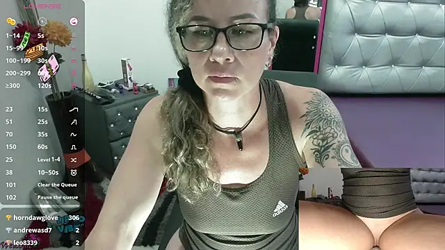ViickySexy online show from 01/07/25, 10:52