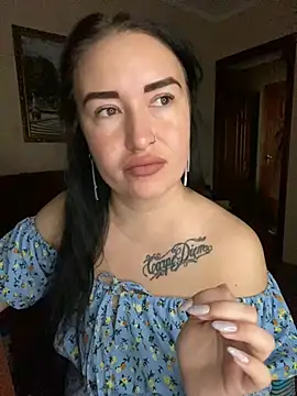 Roxana Bell online show from 04/11/26, 07:56