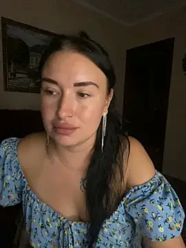 Snapshot of Roxana_Bell chatting on 07/13/26, 04:54 Roxana Bell online show from 07/13/26, 04:54