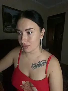 Snapshot of Roxana_Bell chatting on 07/16/26, 03:29 Roxana Bell online show from 07/16/26, 03:29