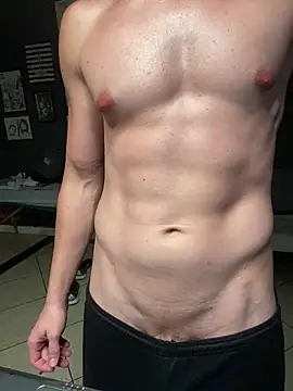 Snapshot of MachineDien chatting on 02/22/25, 01:22 MachineDien online show from 02/22/25, 01:22